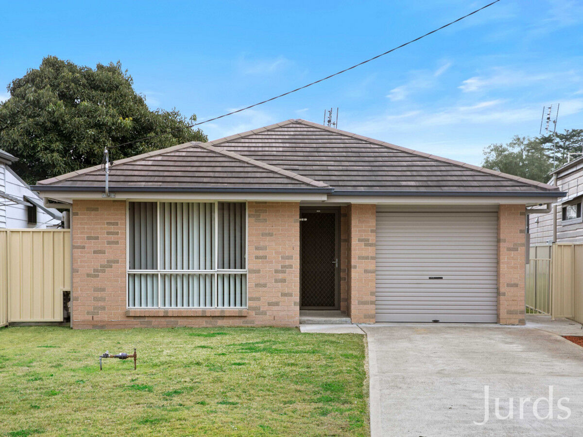 4 BEDS, 2 BATHS IN THE HEART OF CESSNOCK Jurds Real Estate