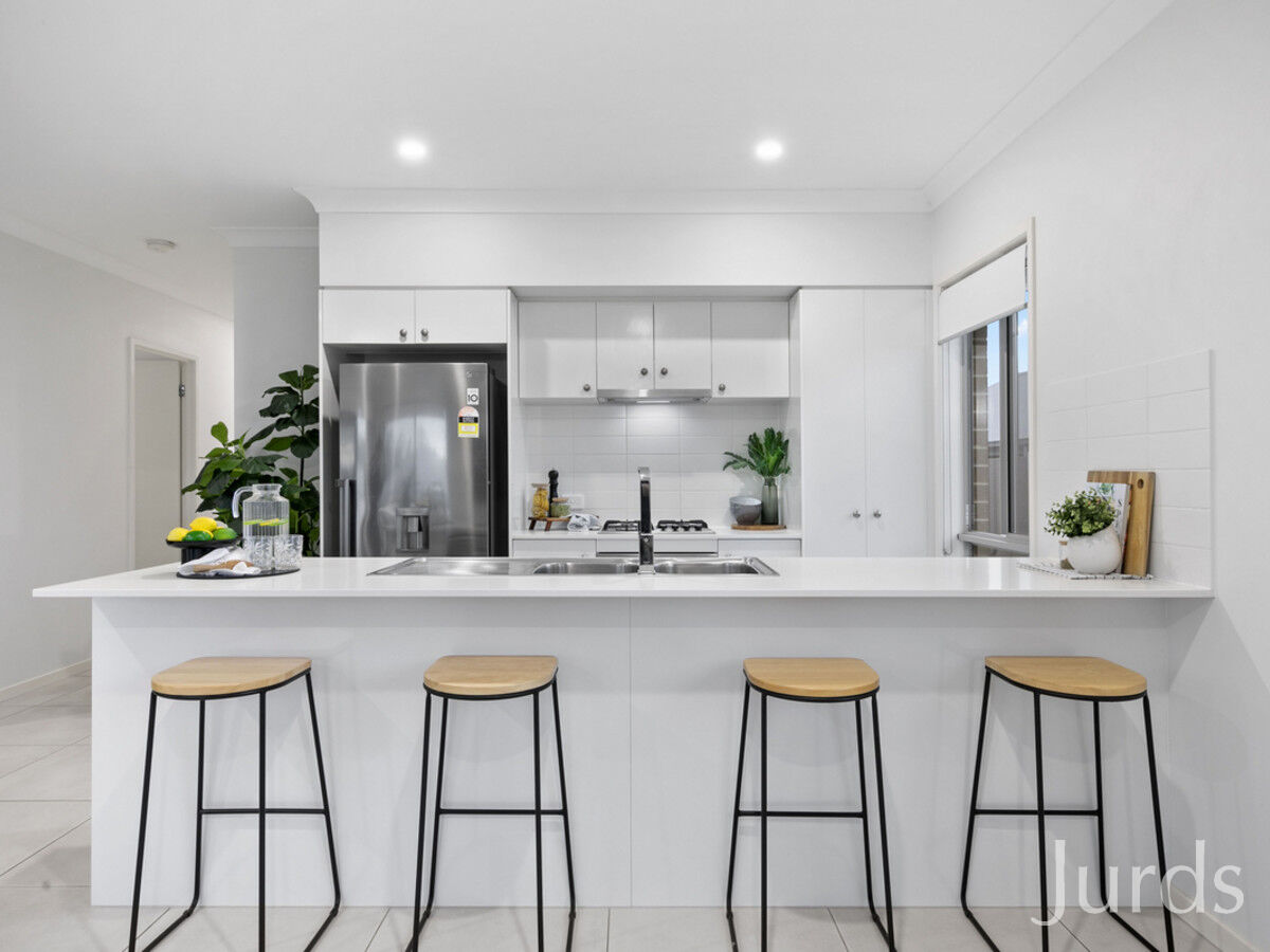 11 Brooker Drive, North Rothbury, North Rothbury - Thumbnail 7