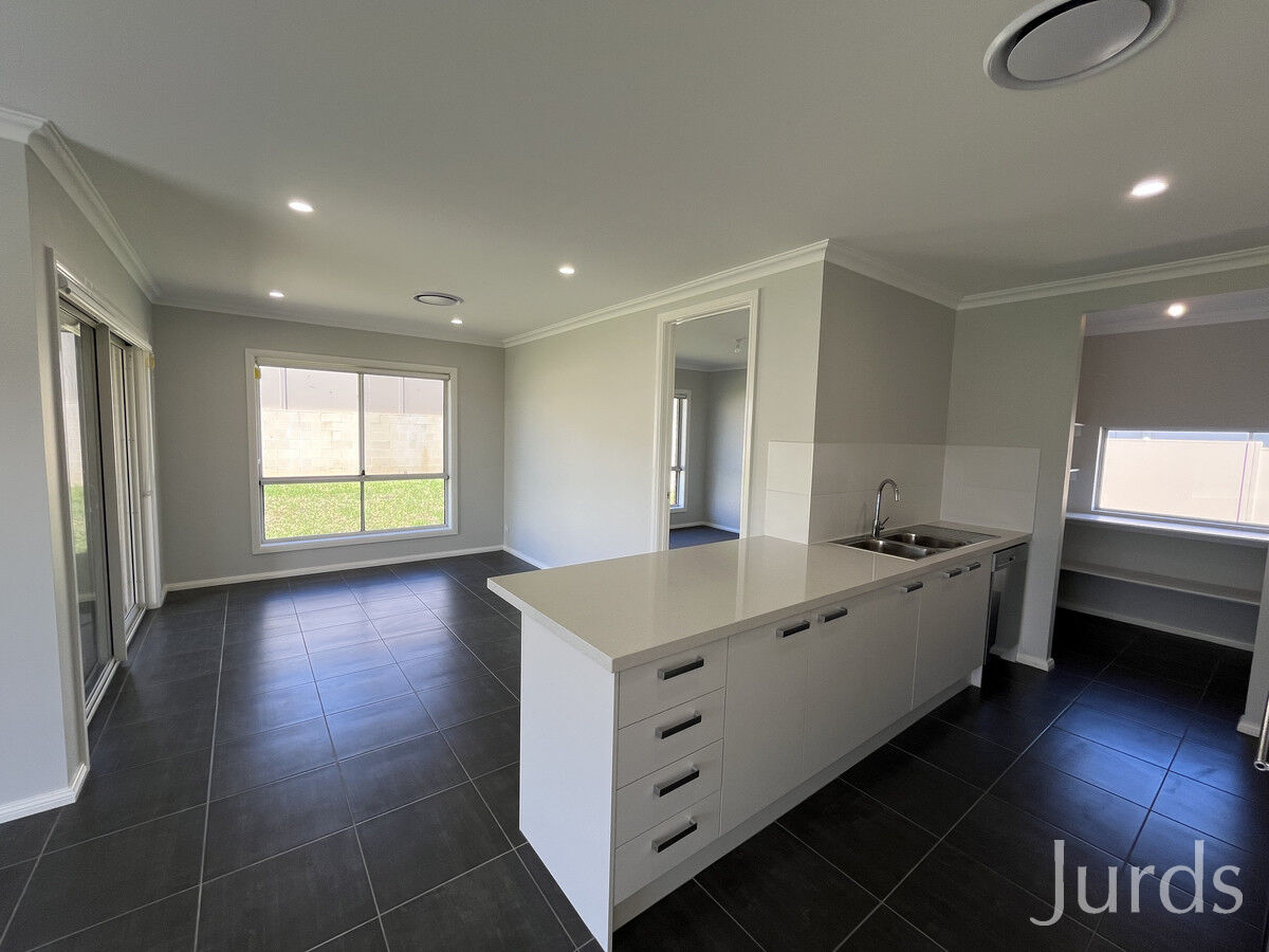3 Burgess Way, North Rothbury, North Rothbury - Thumbnail 6