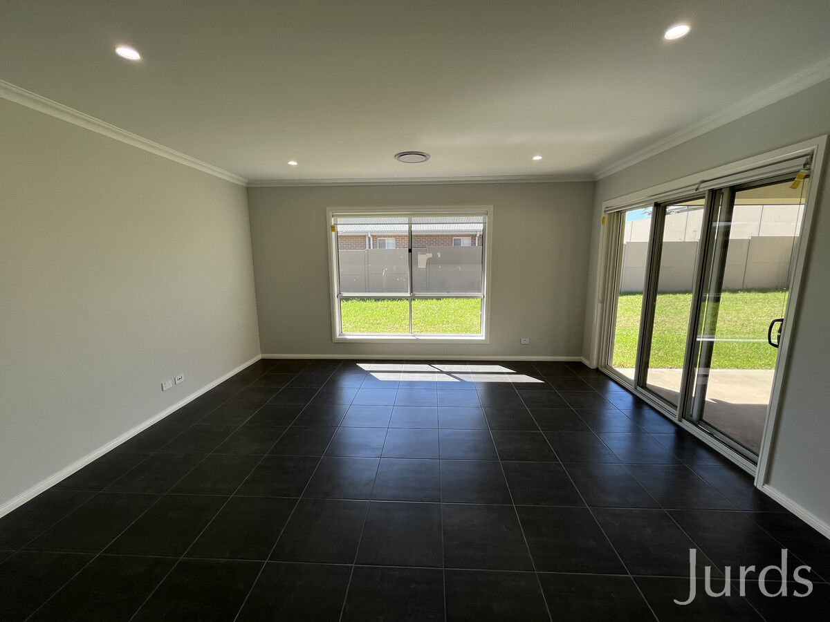3 Burgess Way, North Rothbury, North Rothbury - Thumbnail 7