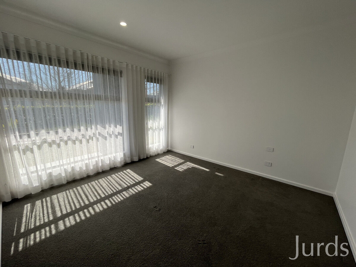 18 Peachy Avenue, North Rothbury, North Rothbury - Thumbnail 8