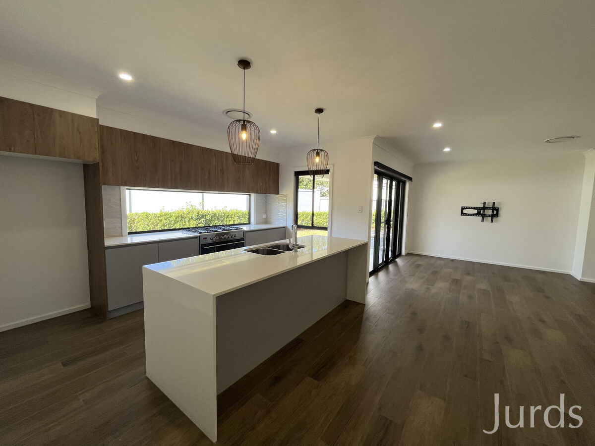 18 Peachy Avenue, North Rothbury, North Rothbury - Thumbnail 5