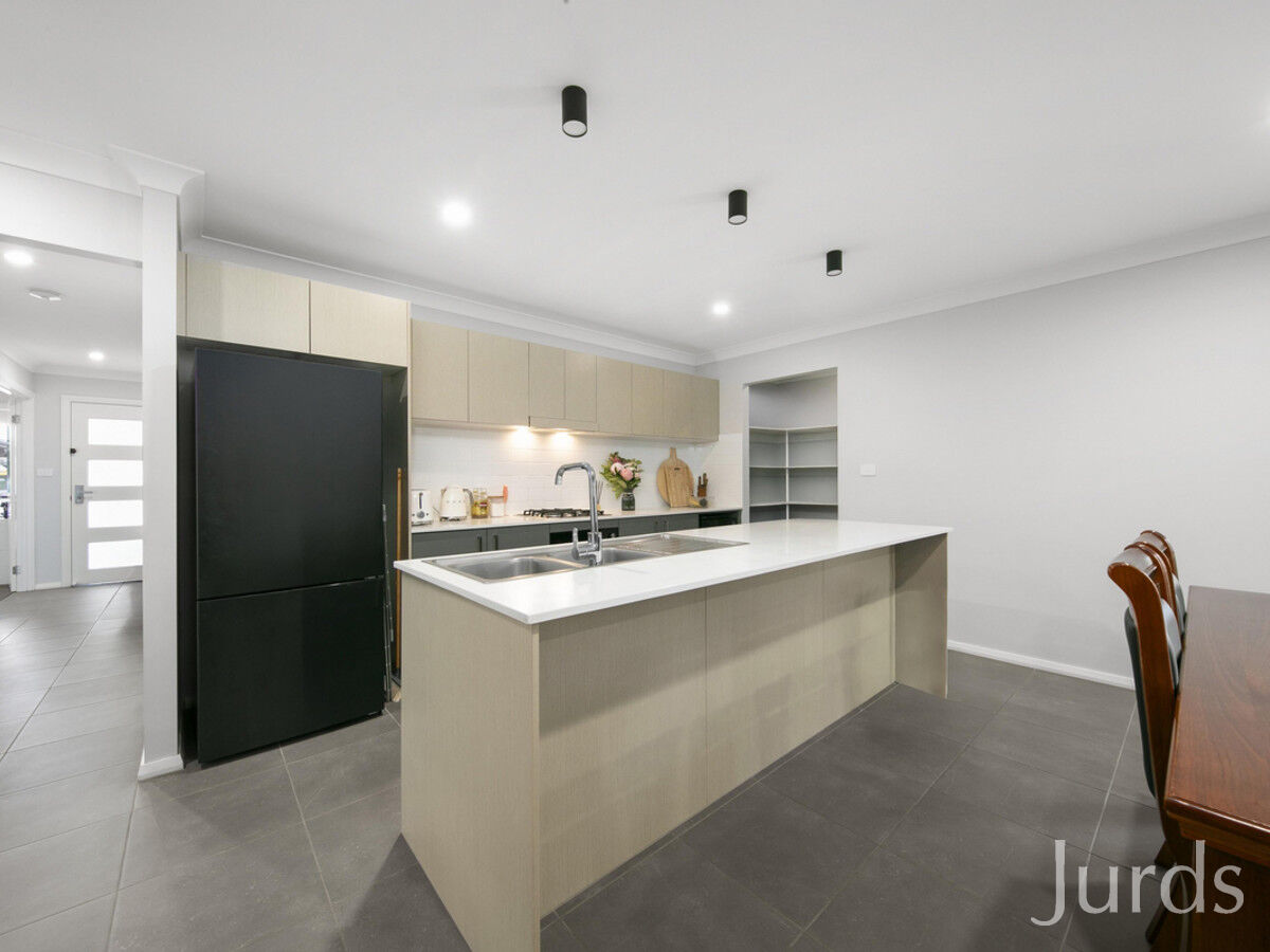 17 Amos Road, North Rothbury, North Rothbury - Thumbnail 6