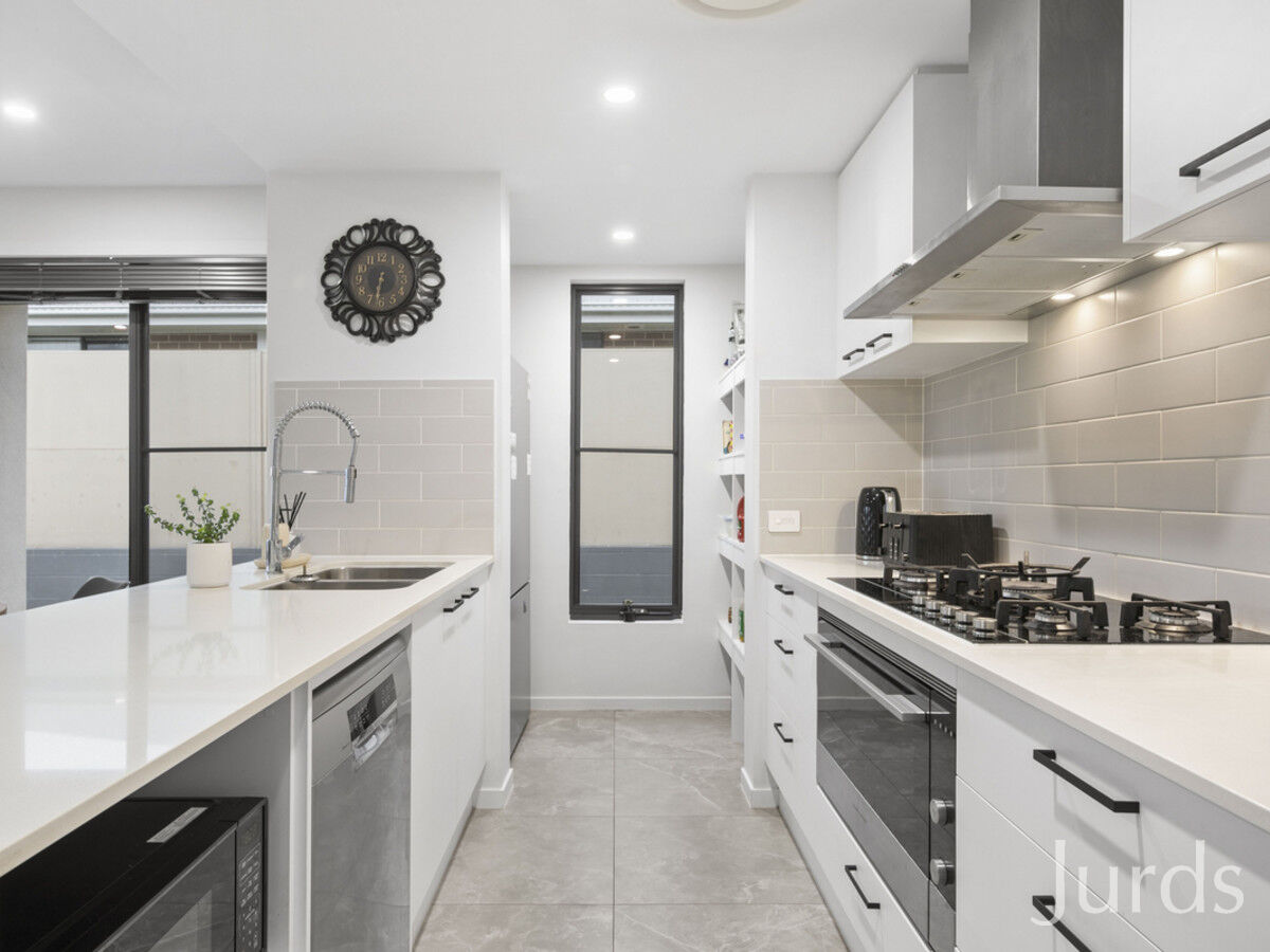 3 Moran Parkway, North Rothbury, North Rothbury - Thumbnail 8