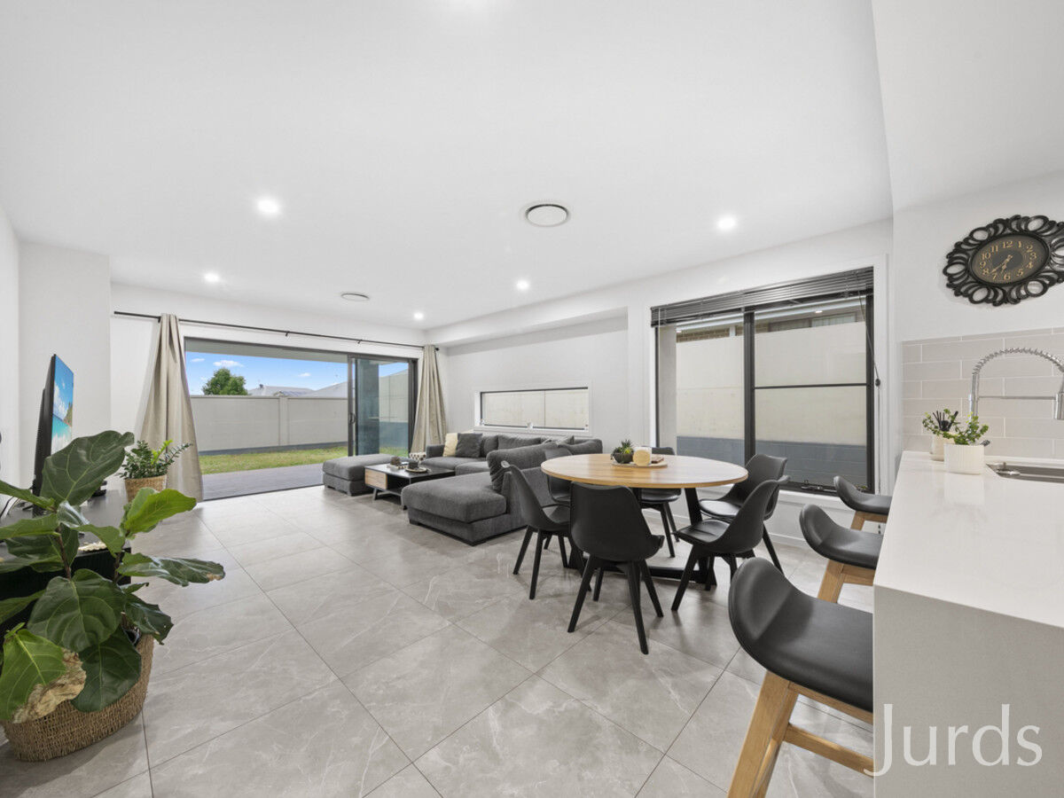 3 Moran Parkway, North Rothbury, North Rothbury - Thumbnail 7