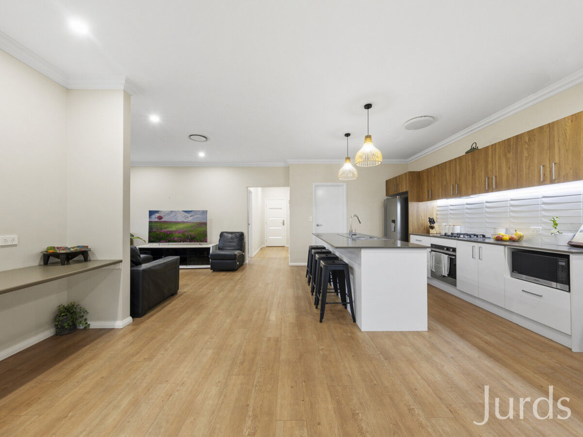 6 Bendeich Drive, North Rothbury, North Rothbury - Thumbnail 7
