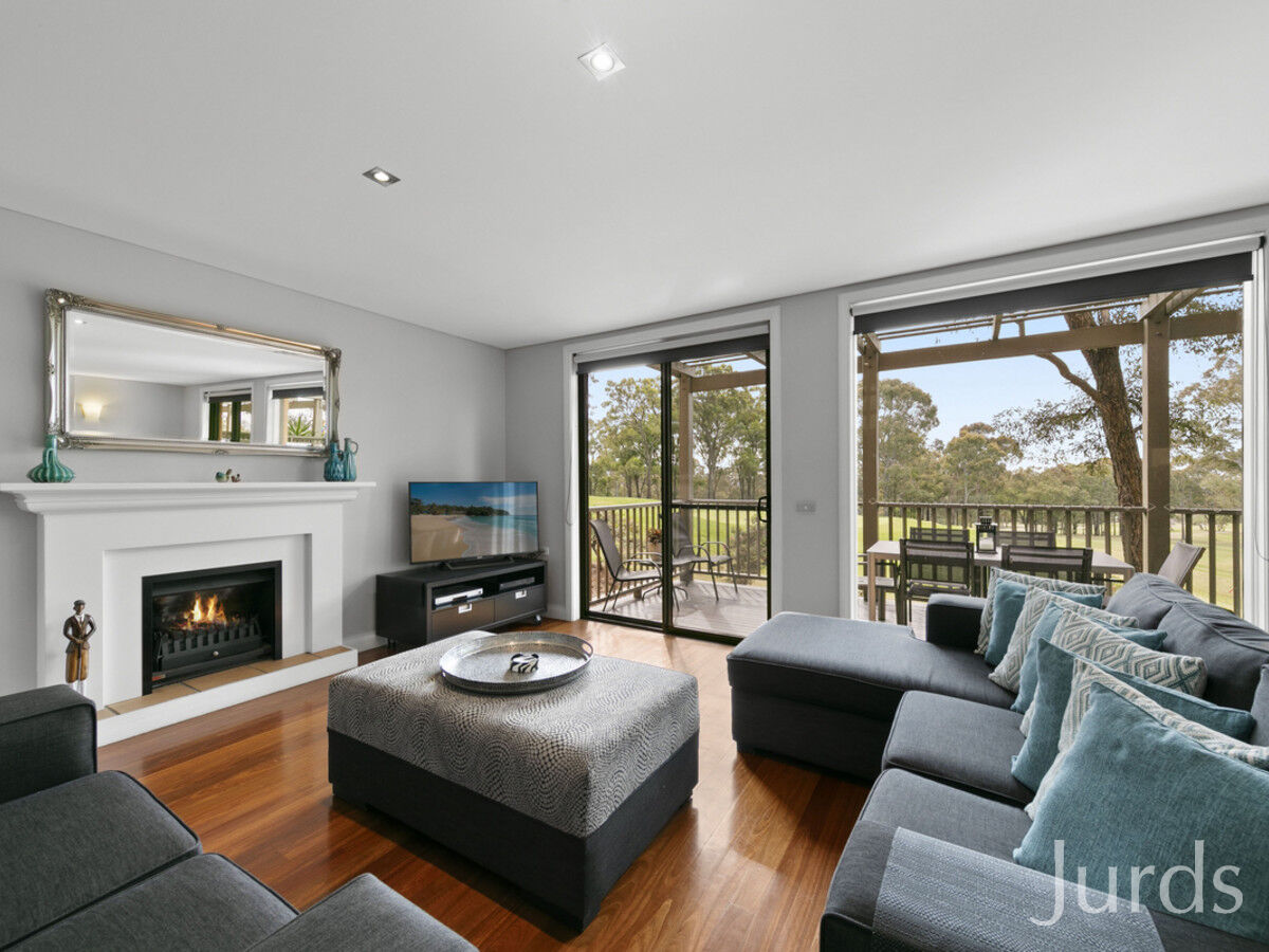 3 Bed Cypress Lakes Villa with prime golf course aspect., Rd,, Pokolbin - Thumbnail 4