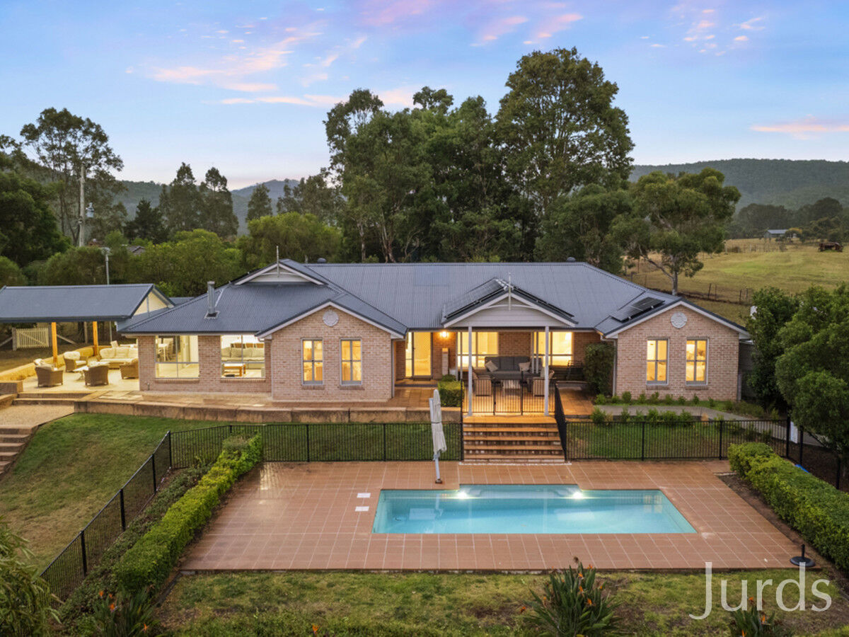 1587 Mount View Road, Millfield, Millfield - Image 1