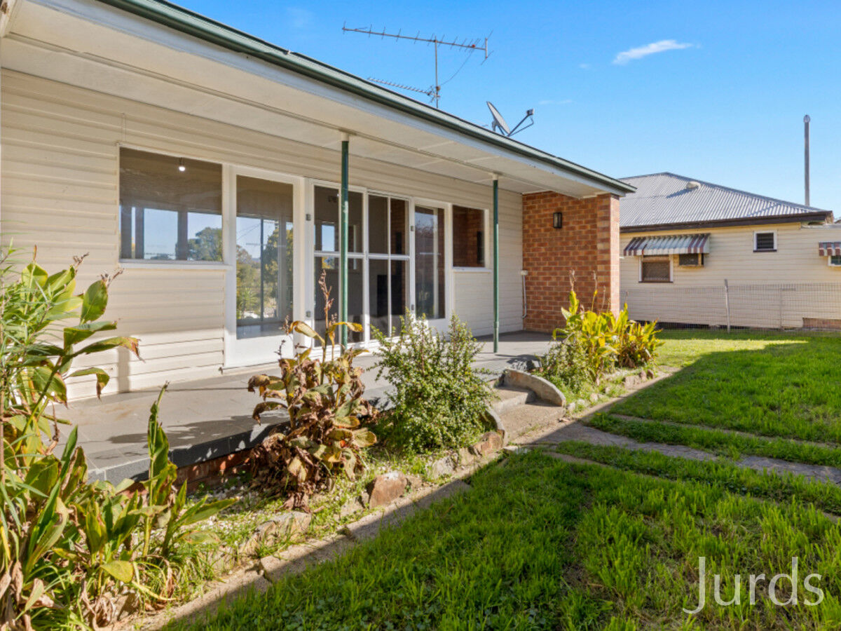 28 Mills Crescent, Cessnock, Cessnock - Image 1