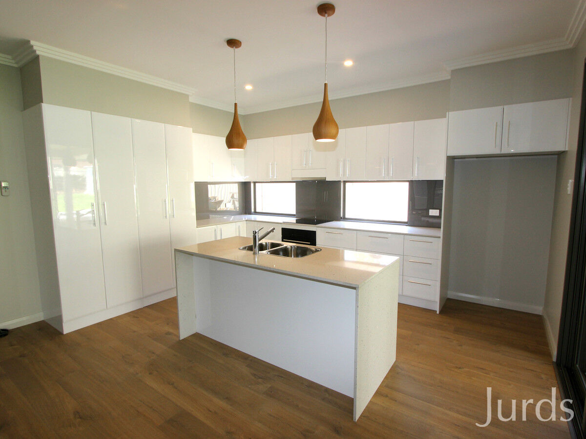 117 Mathieson Street, Bellbird Heights, Bellbird Heights - Thumbnail 4