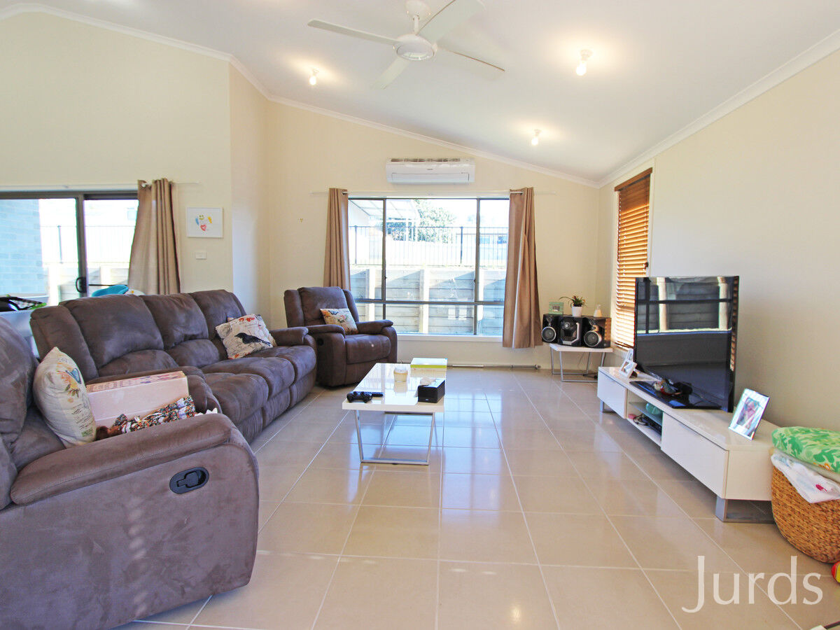 19 Olivia Place, North Rothbury, North Rothbury - Thumbnail 5