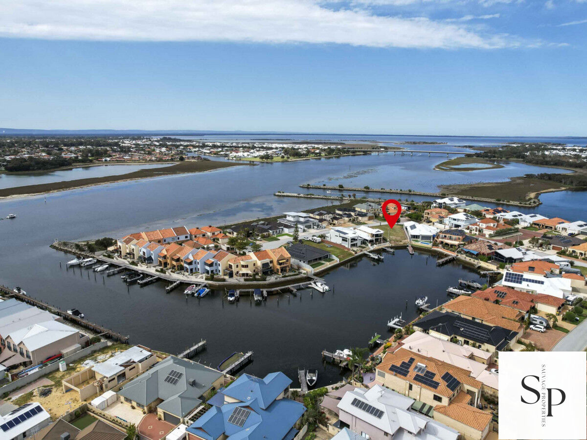 EXCEPTIONAL CANALSIDE PROPERTY IN HALLS HEAD Sauvage Properties