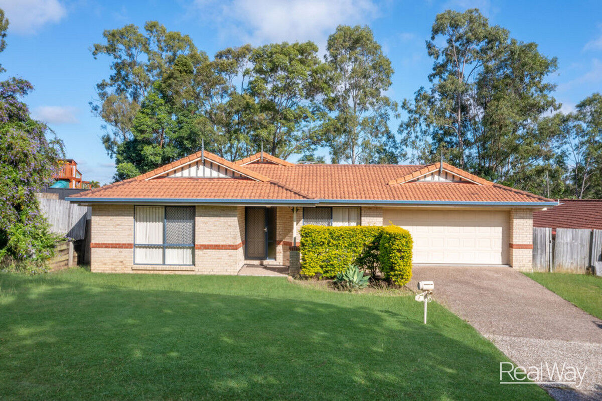 PERFECT FAMILY HOME IN FLINDERS VIEW