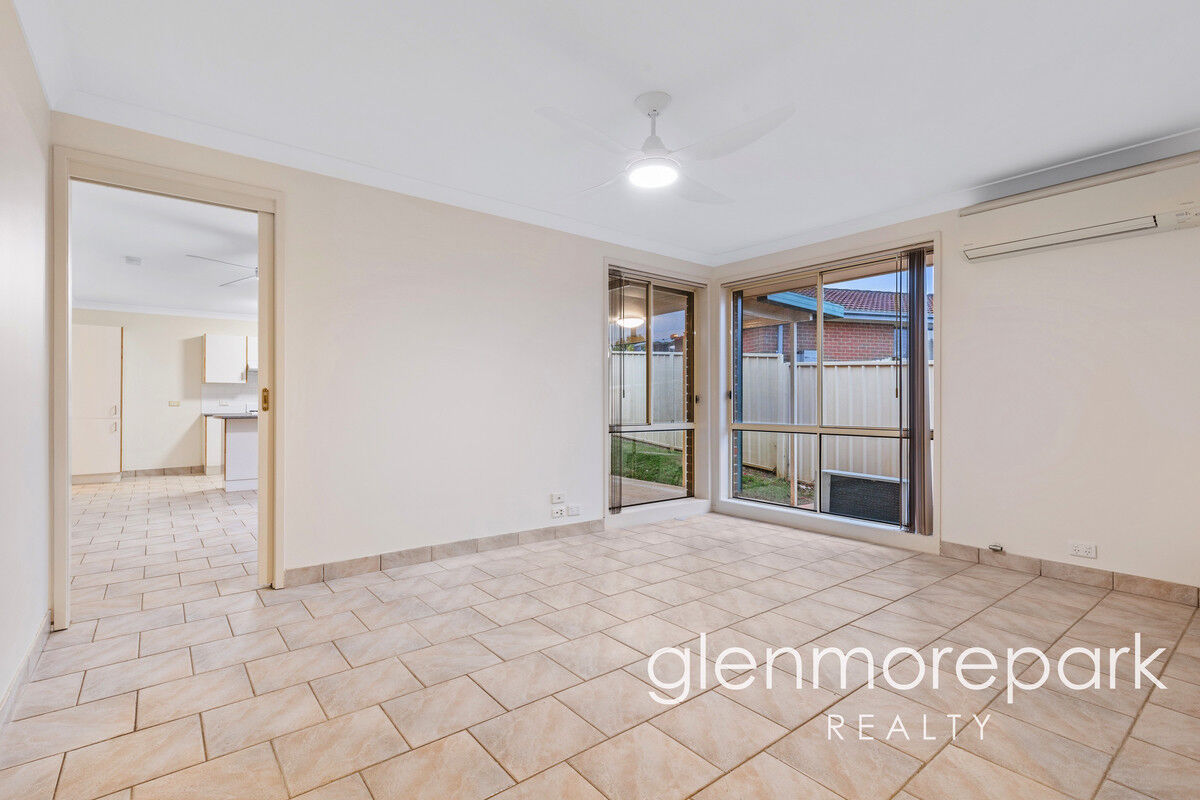 10 Poa Place, Glenmore Park NSW 2745, Glenmore Park - Thumbnail 2