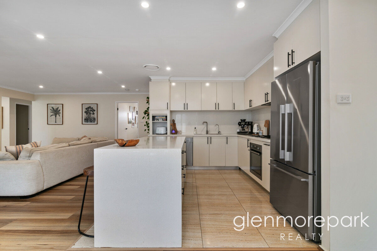 4 Guru Place, GLENMORE PARK NSW 2745, Glenmore Park - Thumbnail 7