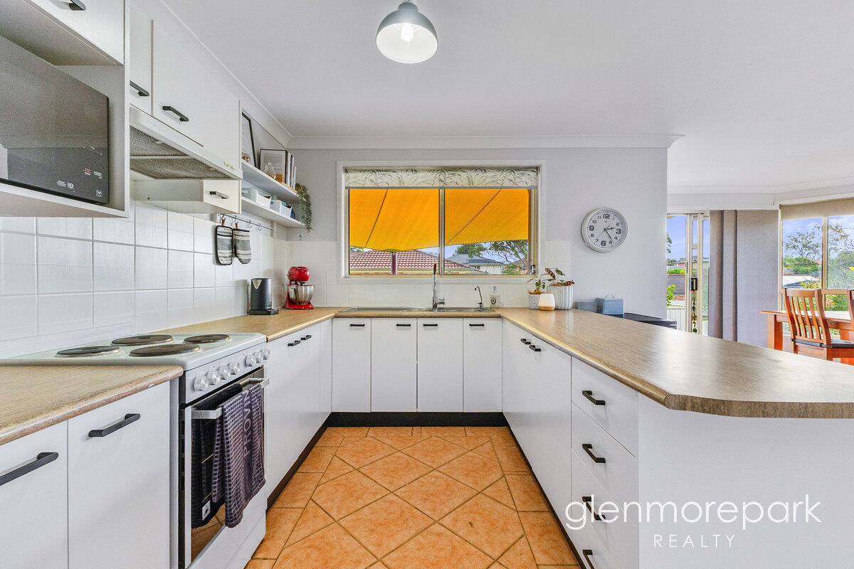 27 Bundeluk Crescent, Glenmore Park NSW 2745, Glenmore Park - Thumbnail 4