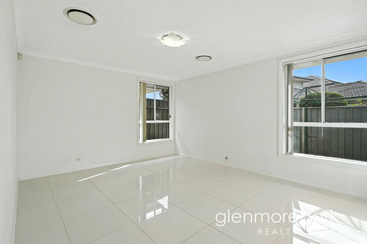 9 Horti Street, GLENMORE PARK NSW 2745, Glenmore Park - Thumbnail 2
