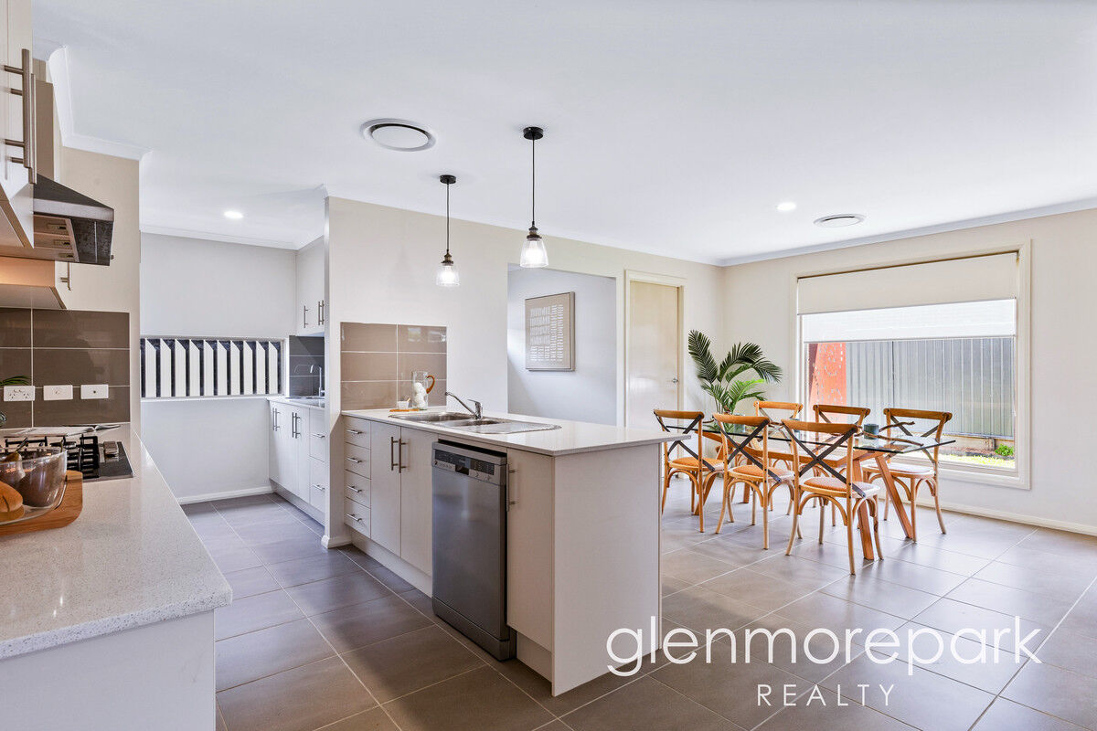 18 Whyalla Street, Jordan Springs NSW 2747, Jordan Springs - Thumbnail 4