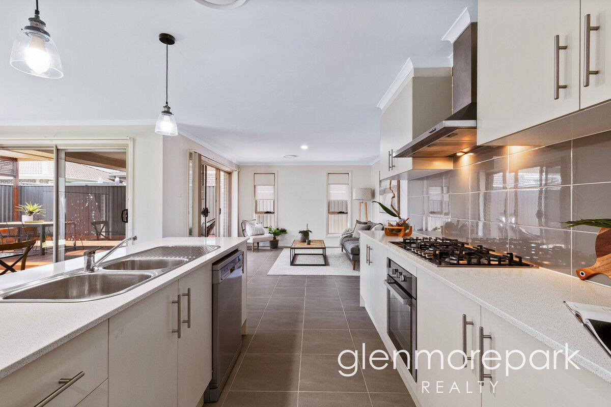 18 Whyalla Street, Jordan Springs NSW 2747, Jordan Springs - Thumbnail 2