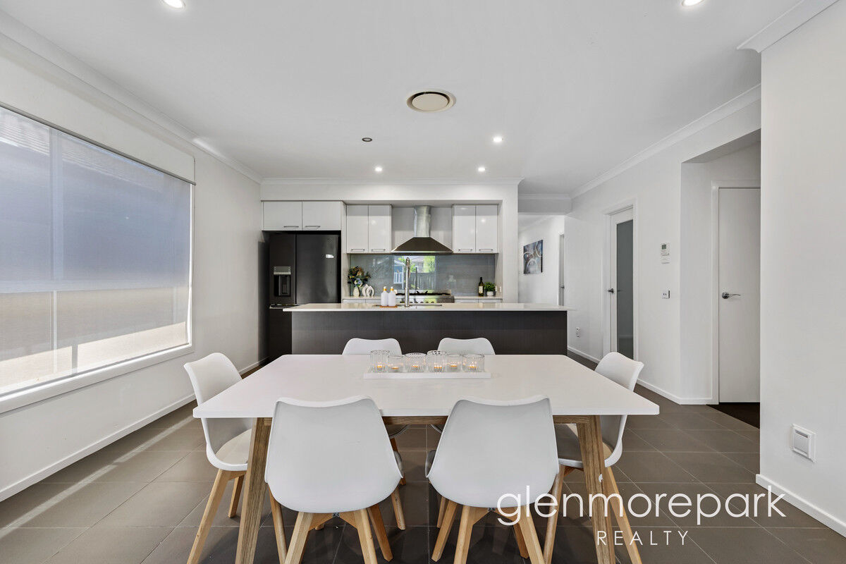 16 Middleridge Drive, Glenmore Park NSW 2745, Glenmore Park - Thumbnail 4