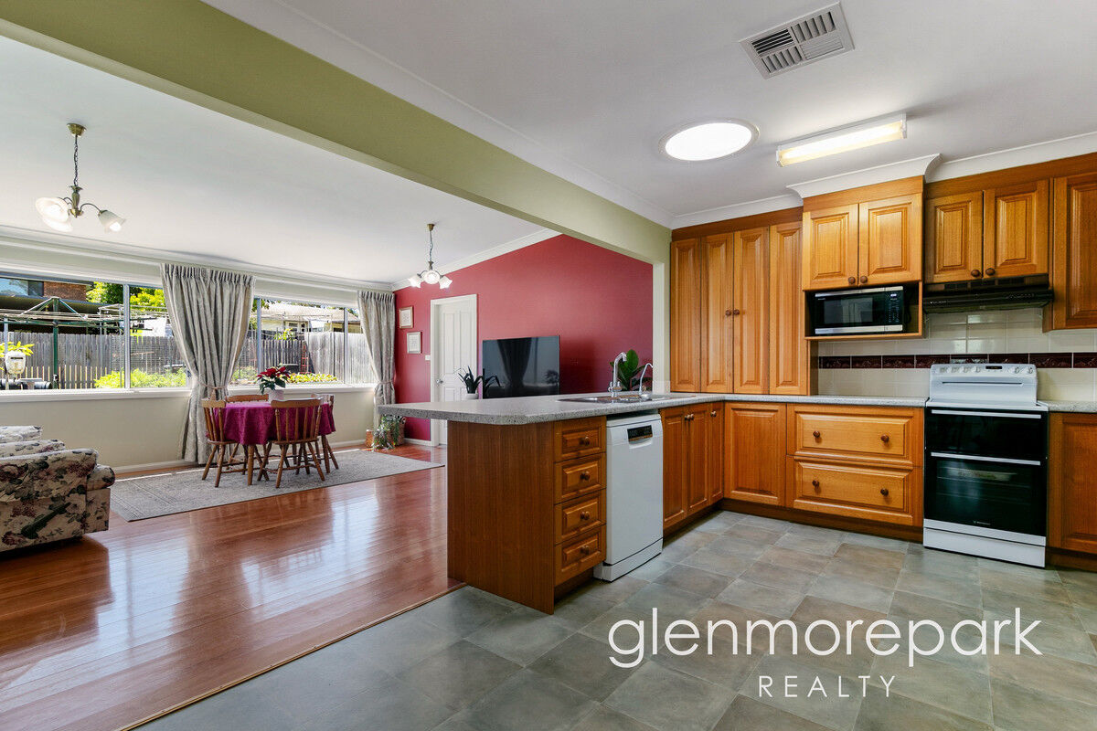 4 Foster Street, Valley Heights NSW 2777, Valley Heights - Thumbnail 4