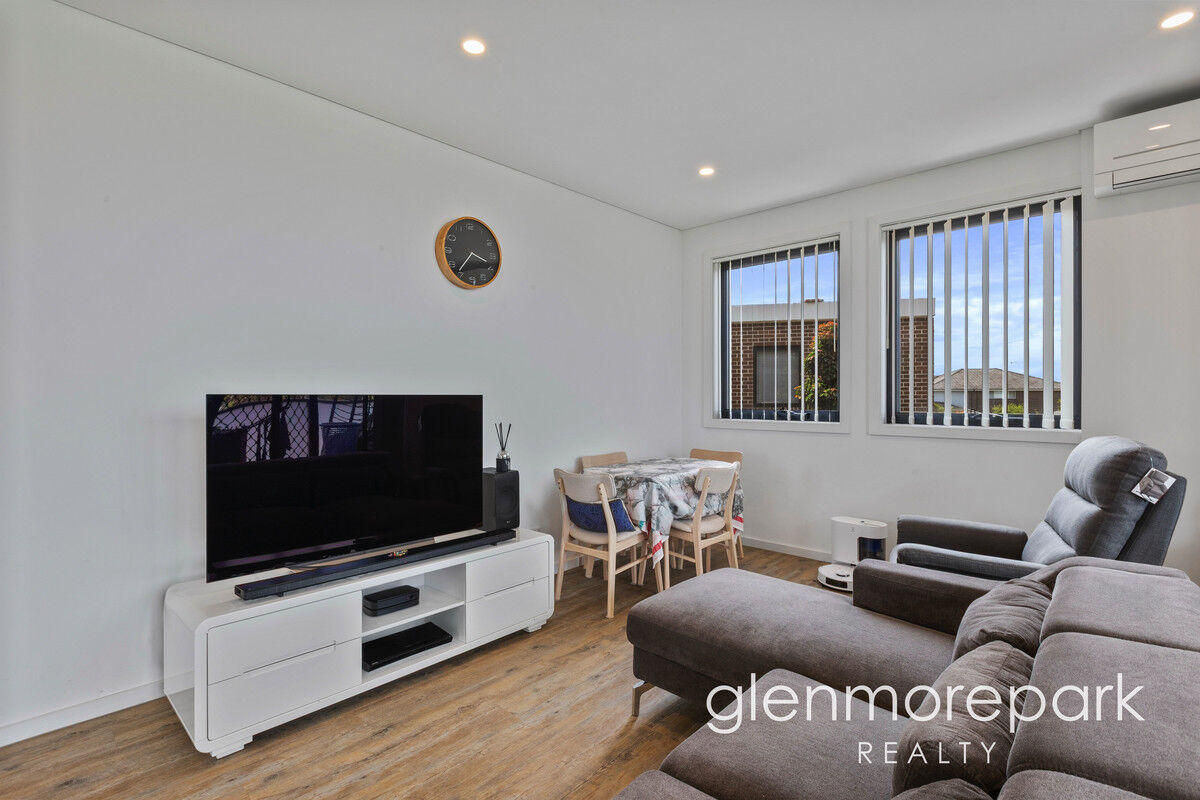 11 / 37 Bradley Street, Glenmore Park NSW 2745, Glenmore Park - Thumbnail 2