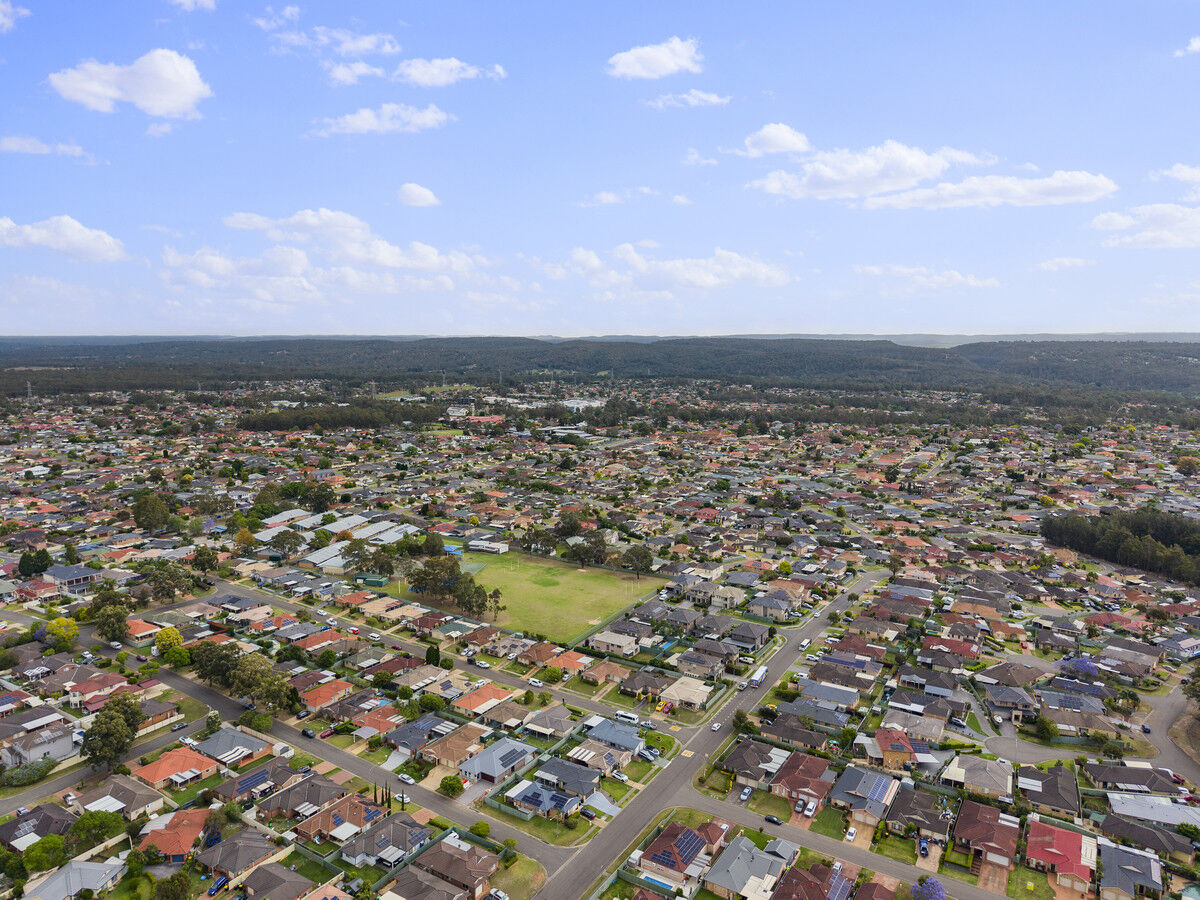 5 Wolara Avenue, GLENMORE PARK NSW 2745, Glenmore Park - Thumbnail 3