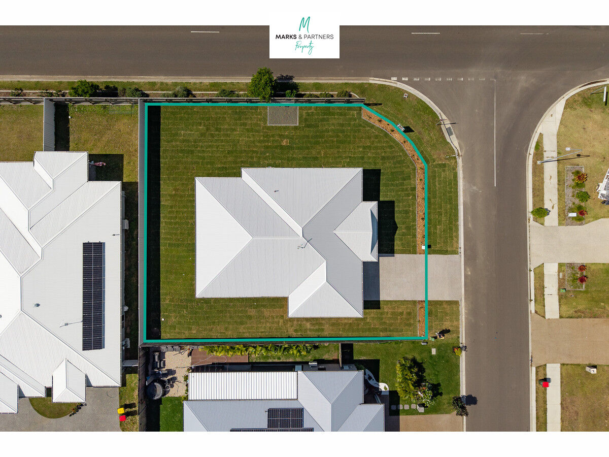 36 Cherry Venture Drive, Eli Waters QLD 4655, Eli Waters - Thumbnail 2