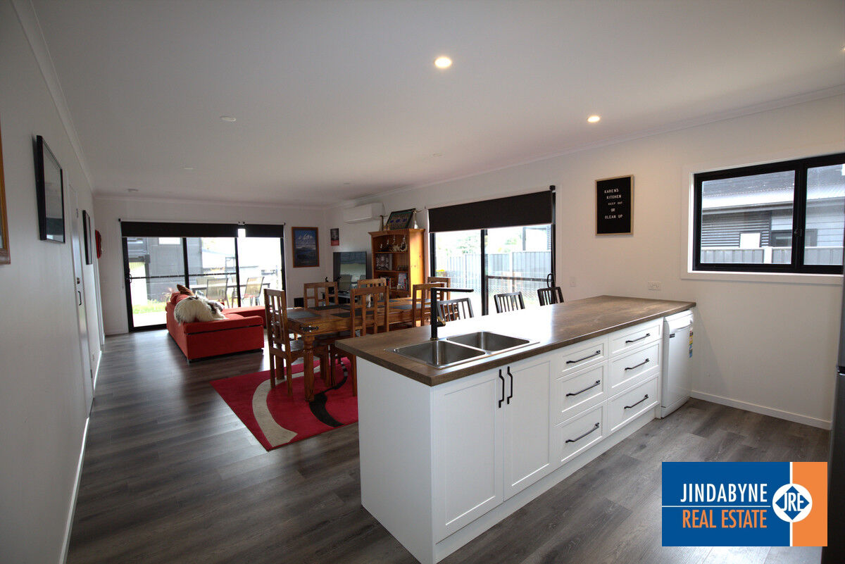 1,500 per week 16 Week Winter Lease, UNDER APPLICATION 1,500 per