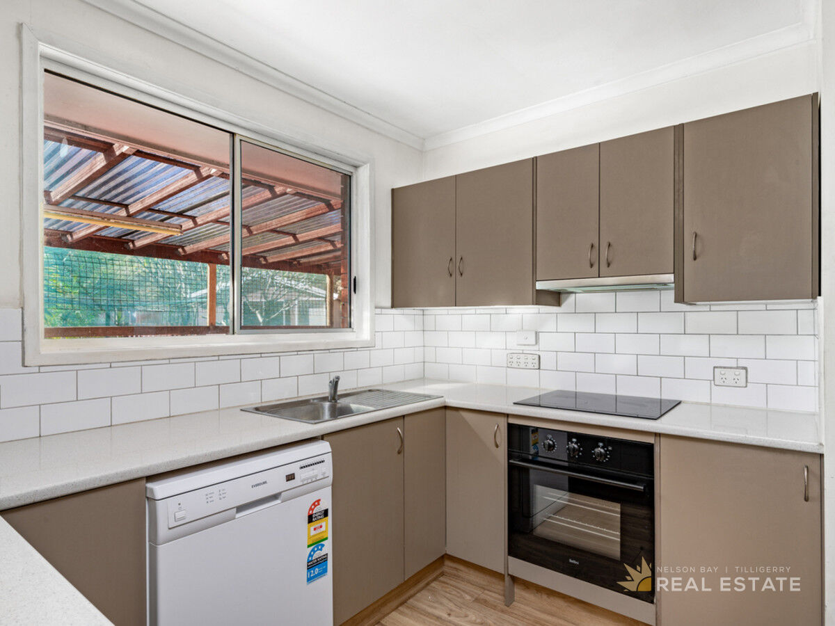 31 President Wilson Walk, Tanilba Bay NSW 2319, Tanilba Bay - Thumbnail 3
