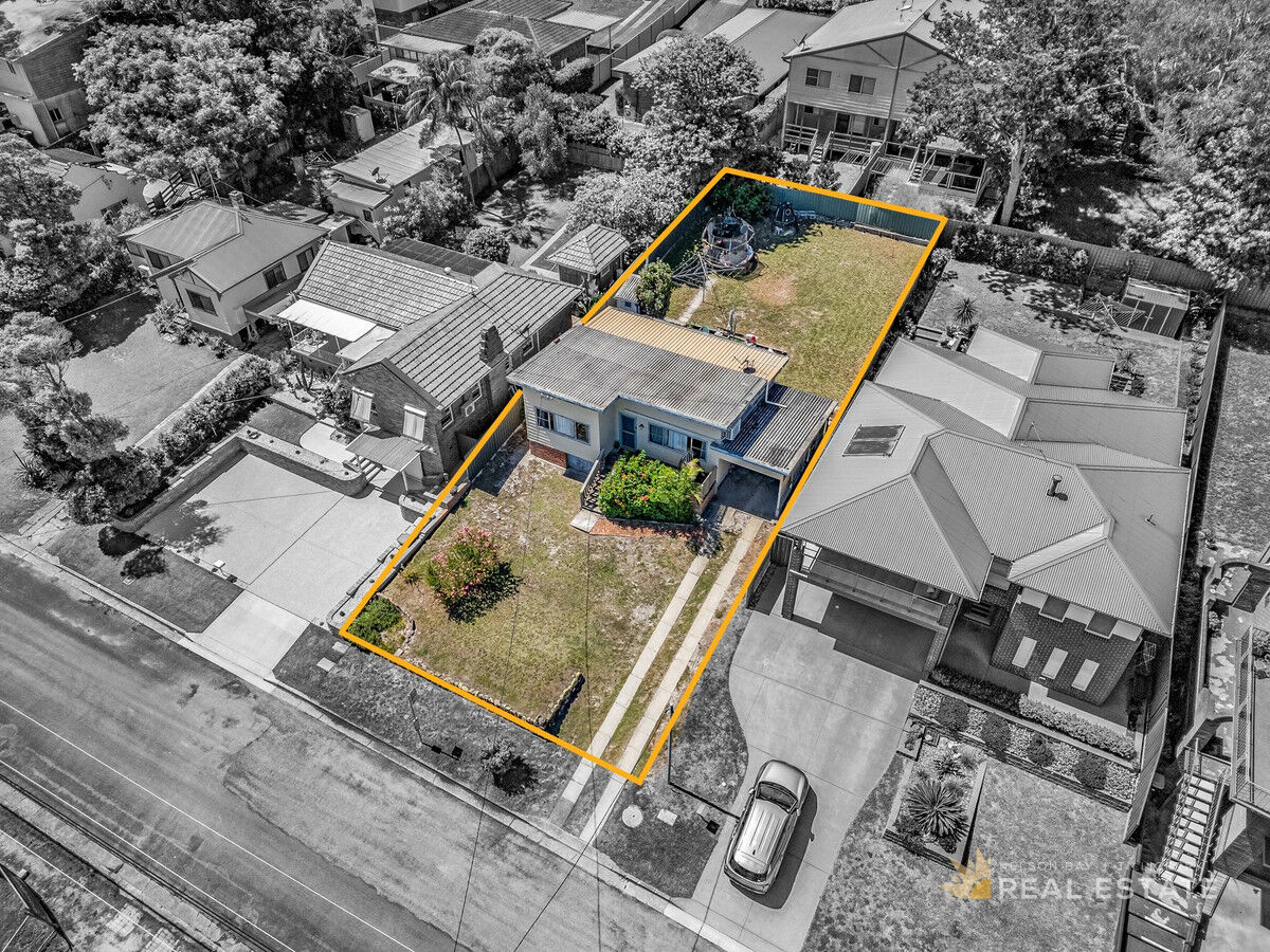 26 Tomaree Road, Shoal Bay NSW 2315, Shoal Bay - Thumbnail 2