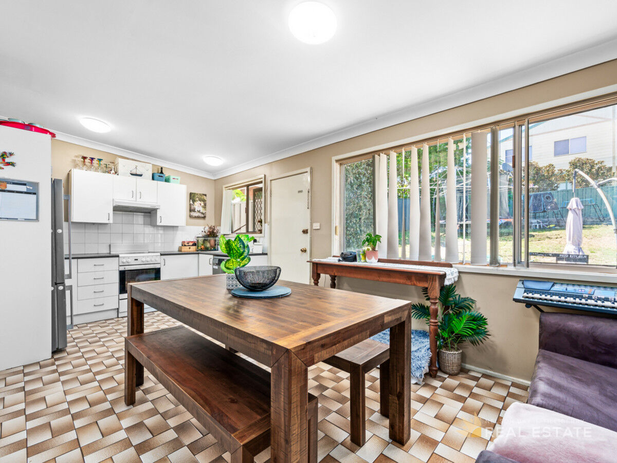 26 Tomaree Road, Shoal Bay NSW 2315, Shoal Bay - Thumbnail 3