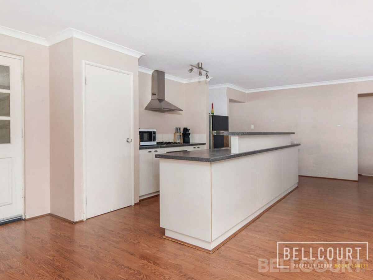 8 Holloway Turn, RAVENSWOOD WA 6208, Ravenswood - Thumbnail 2