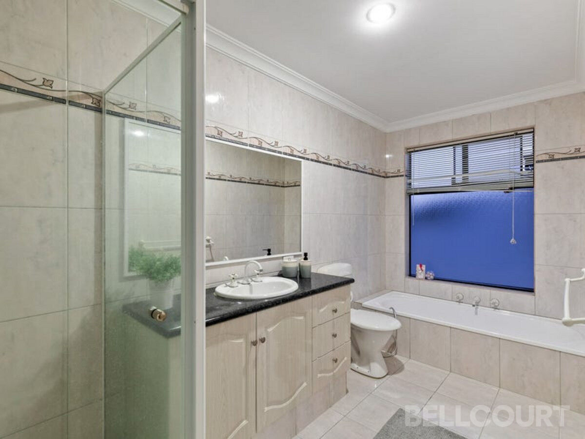 42 Hinkler Loop, MAYLANDS WA 6051, Maylands - Thumbnail 3