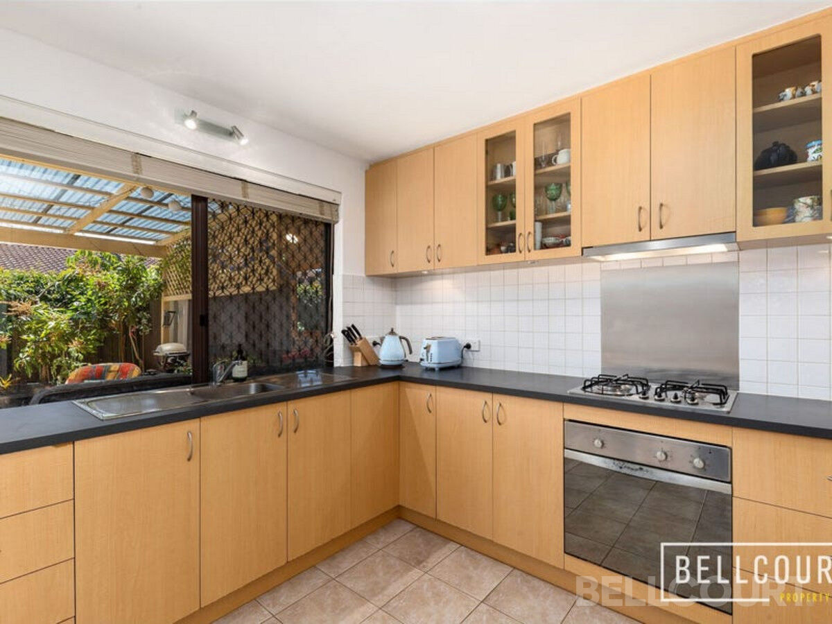 10 / 27 Hayes Avenue, YOKINE WA 6060, Yokine - Thumbnail 2