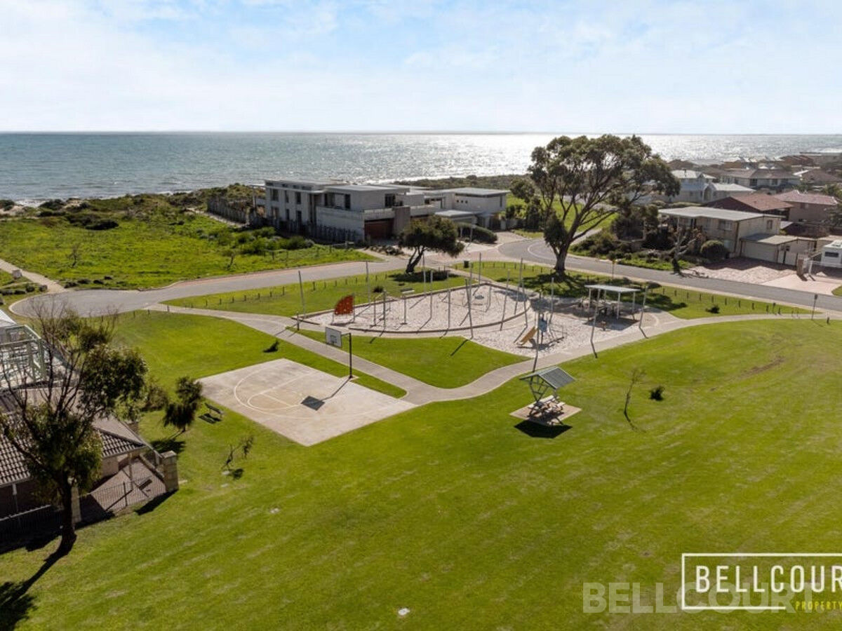 11 / 68 Hickman Road, SILVER SANDS WA 6210, Silver Sands - Thumbnail 2