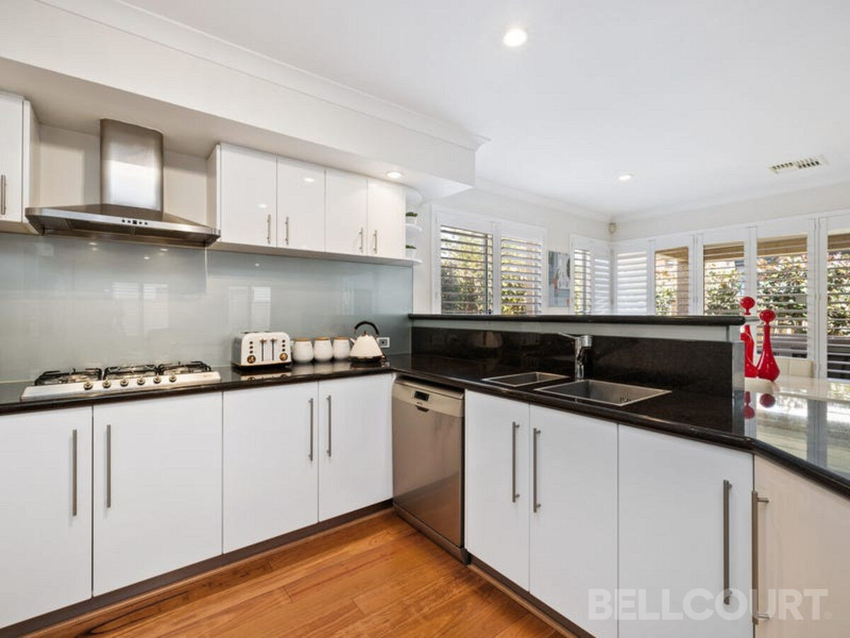 8 Wing Court, MAYLANDS WA 6051, Maylands - Thumbnail 6