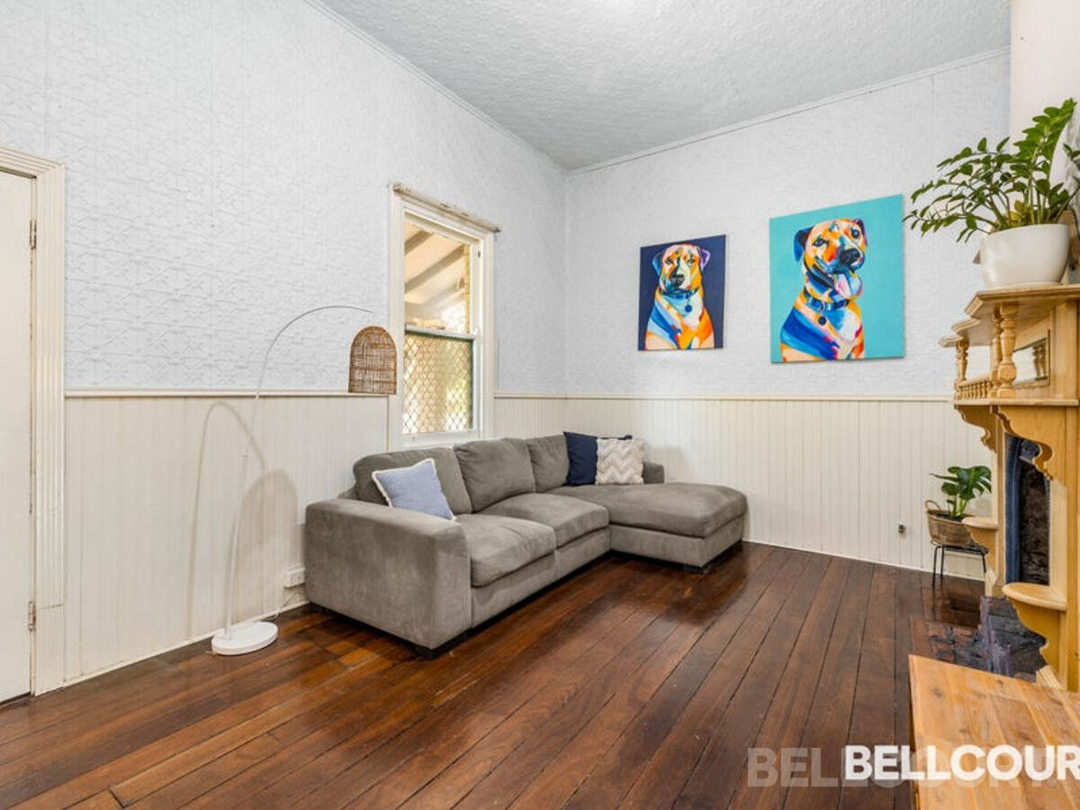 13A Deakin Street, BASSENDEAN WA 6054, Bassendean - Thumbnail 2