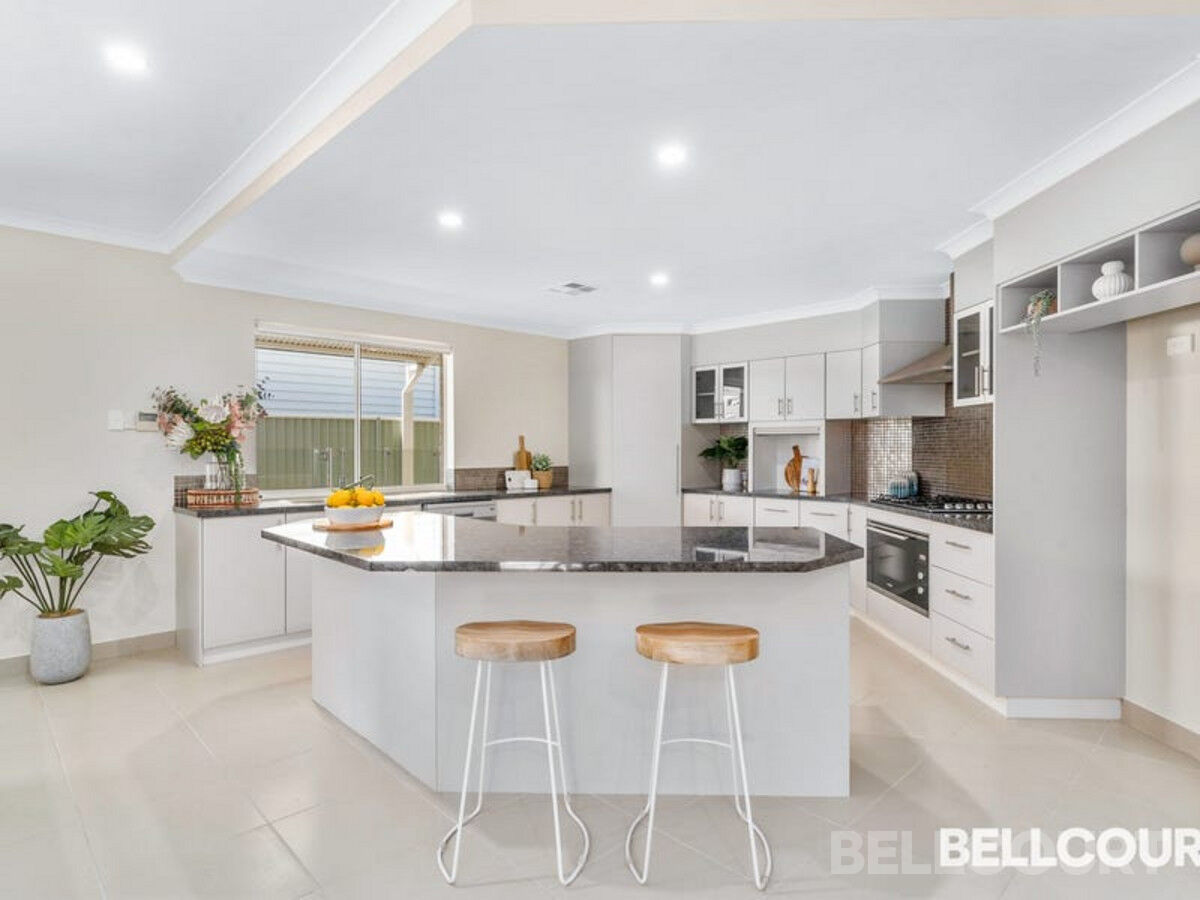 43A Seventh Avenue, BASSENDEAN WA 6054, Bassendean - Thumbnail 7