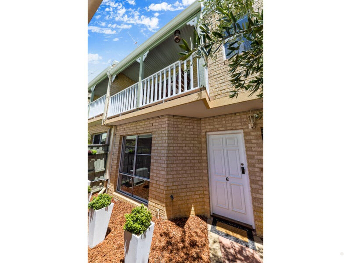6 / 16-18 Carr Street, WEST PERTH WA 6005, West Perth - Thumbnail 2