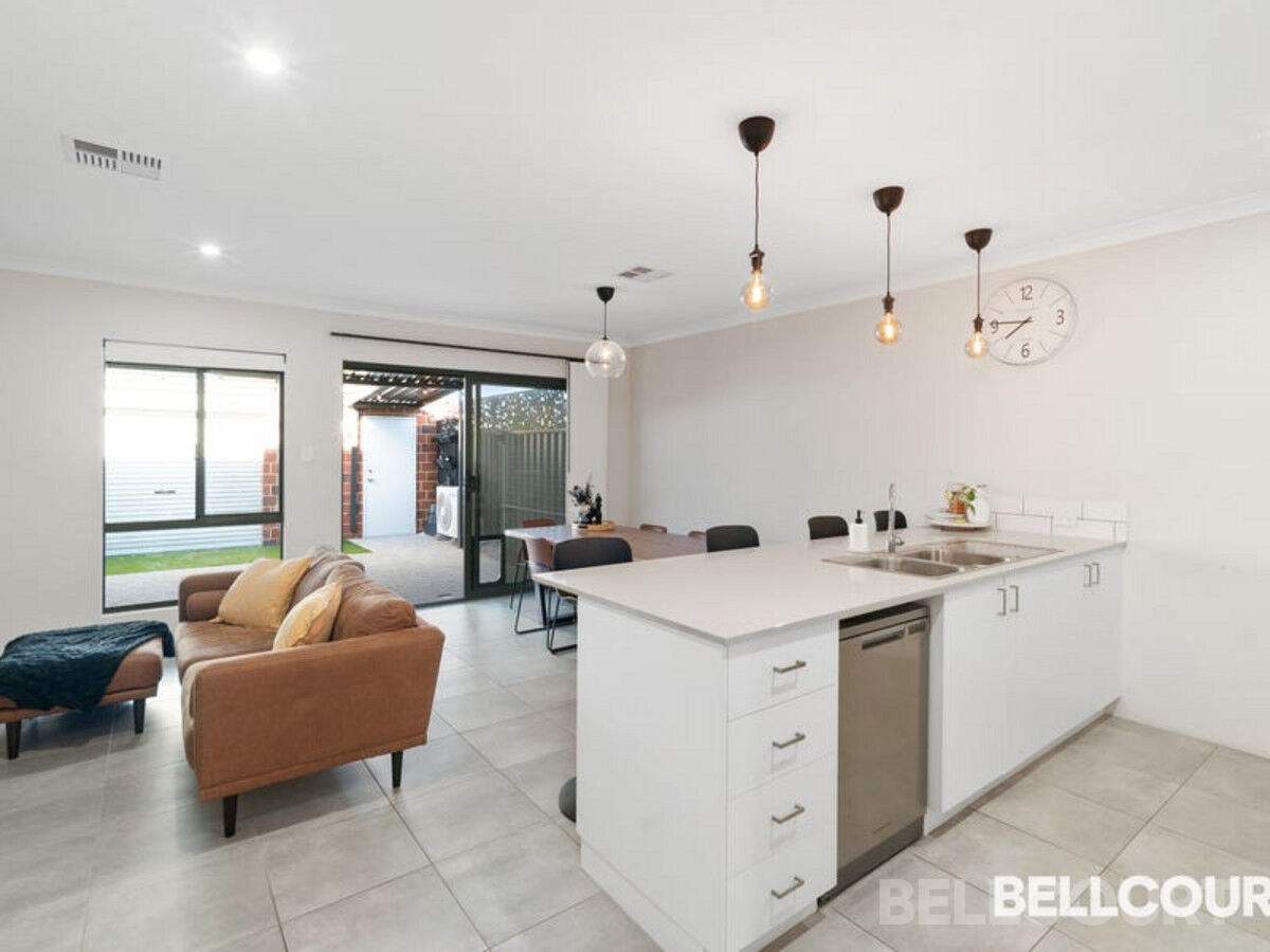 4 Goodwood Crescent, ELLENBROOK WA 6069, Ellenbrook - Thumbnail 5