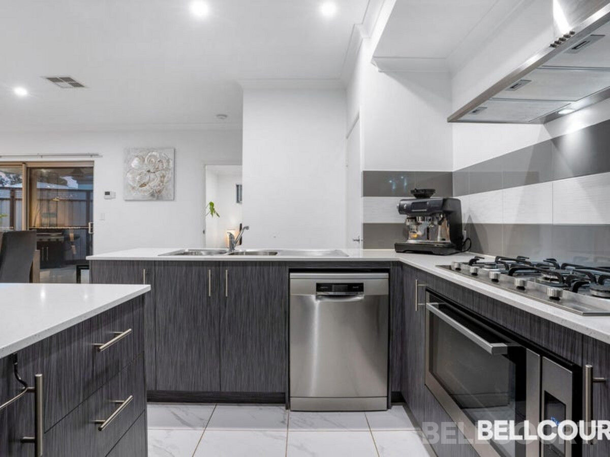 15A Wright Crescent, BAYSWATER WA 6053, Bayswater - Thumbnail 8