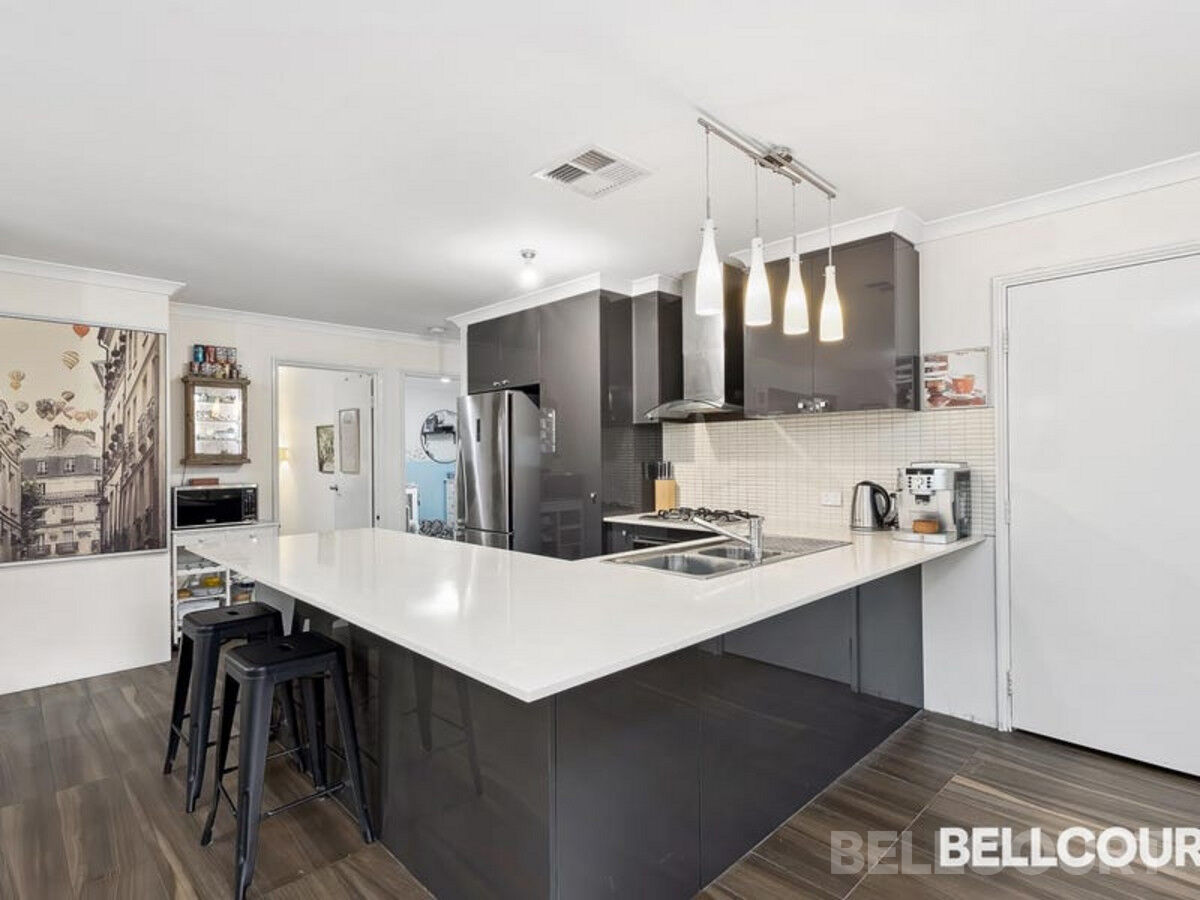 130 First Avenue, BASSENDEAN WA 6054, Bassendean - Thumbnail 2