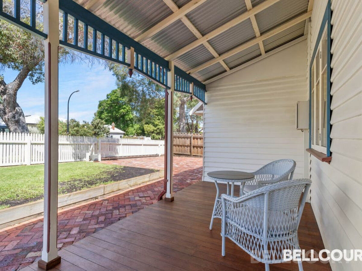 9A Fourth Avenue, BASSENDEAN WA 6054, Bassendean - Thumbnail 4