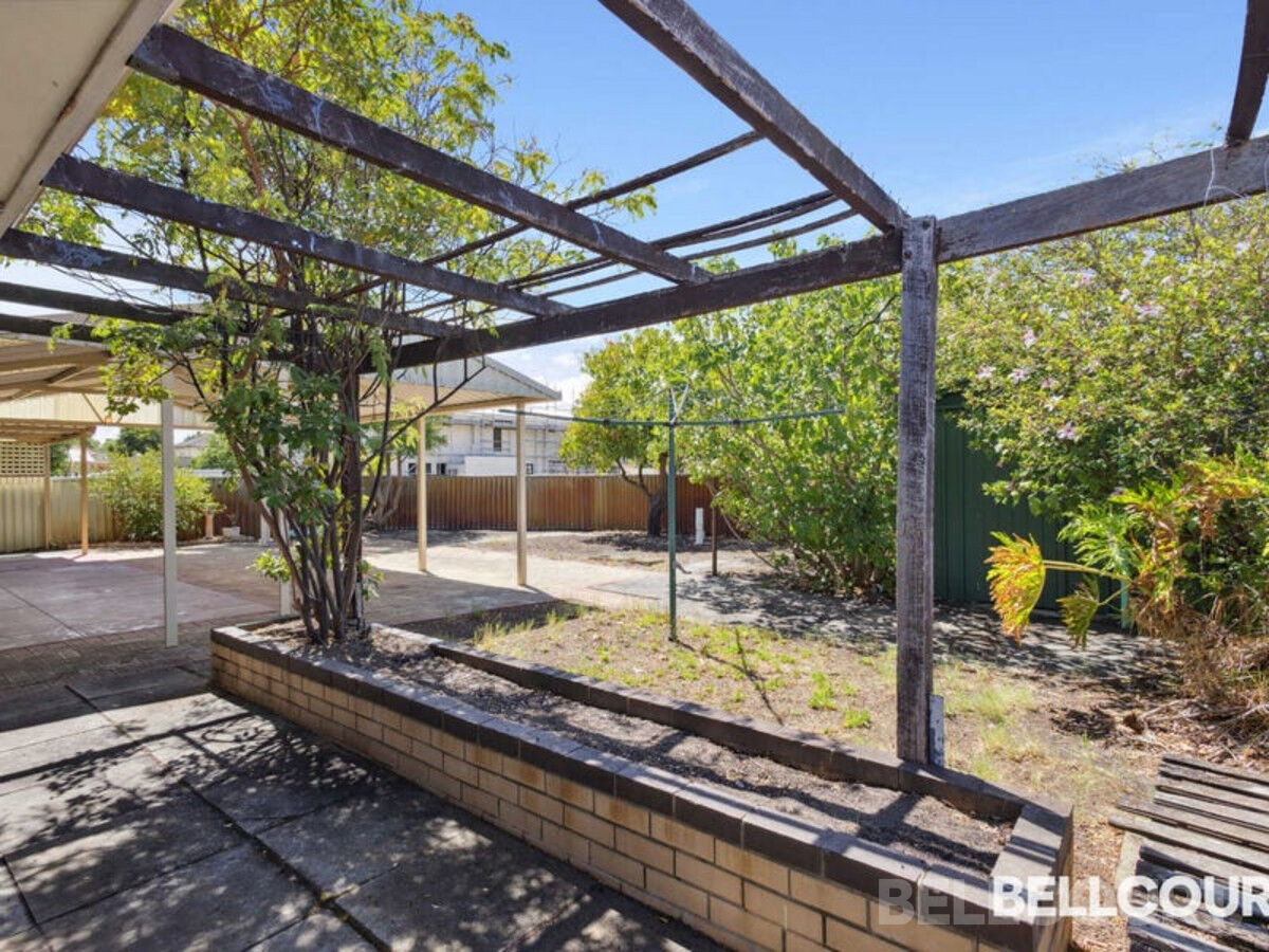 21 Mann Way, BASSENDEAN WA 6054, Bassendean - Thumbnail 3