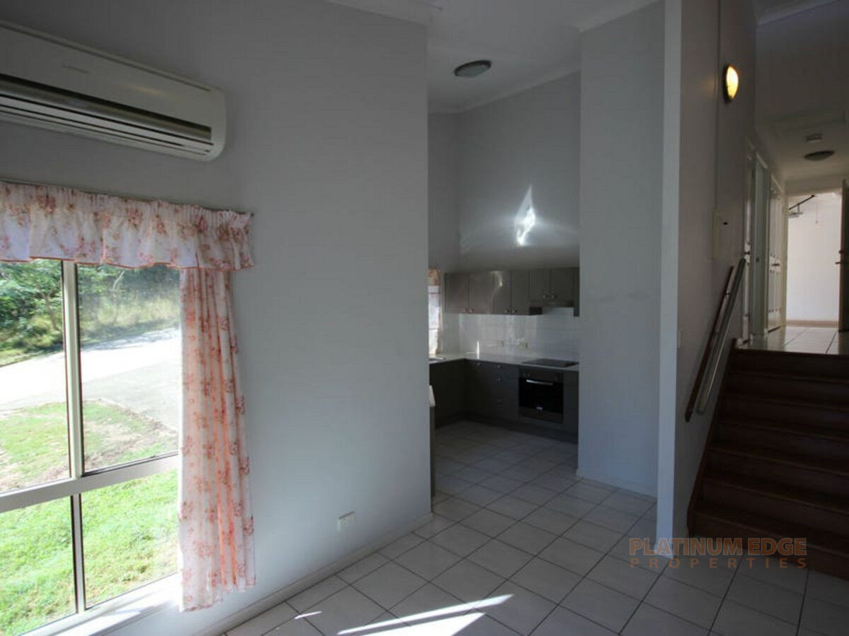 1 / 27 Yulgibar Close, KOORALBYN QLD 4285, Kooralbyn - Thumbnail 6