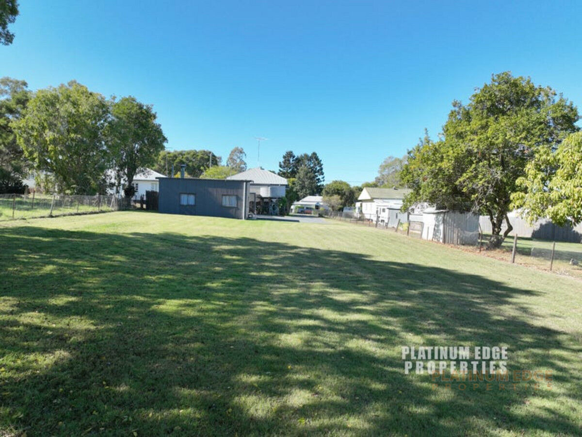 16 Duckett Street, BEAUDESERT QLD 4285, Beaudesert - Thumbnail 3