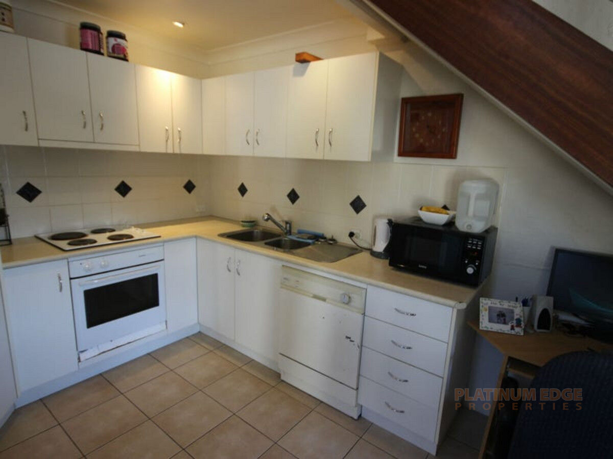 8/11-15 Yulgibar Close, Kooralbyn - Thumbnail 5