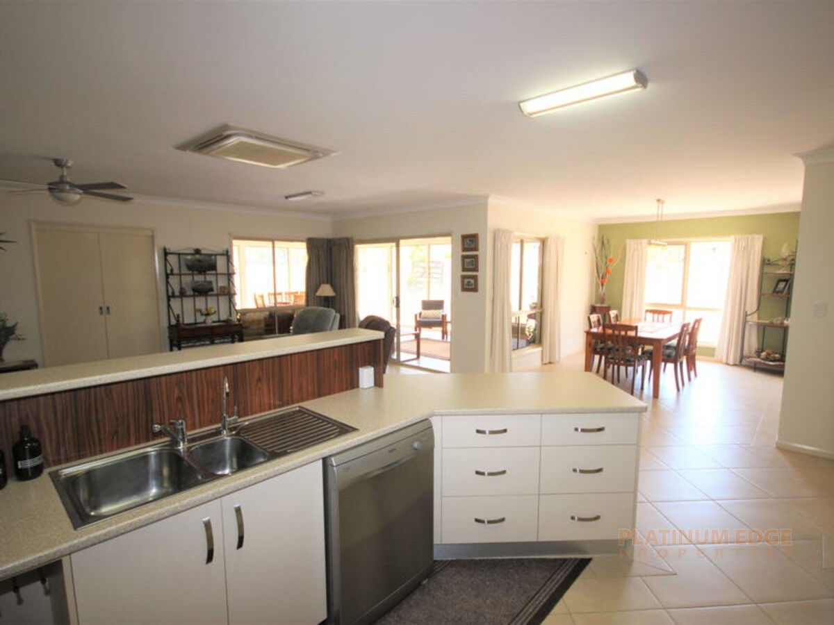 19 Von Nida Drive, KOORALBYN QLD 4285, Kooralbyn - Thumbnail 3