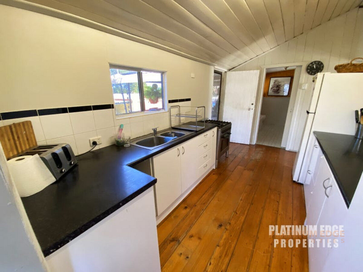 19 Albert Street, BEAUDESERT QLD 4285, Beaudesert - Thumbnail 4